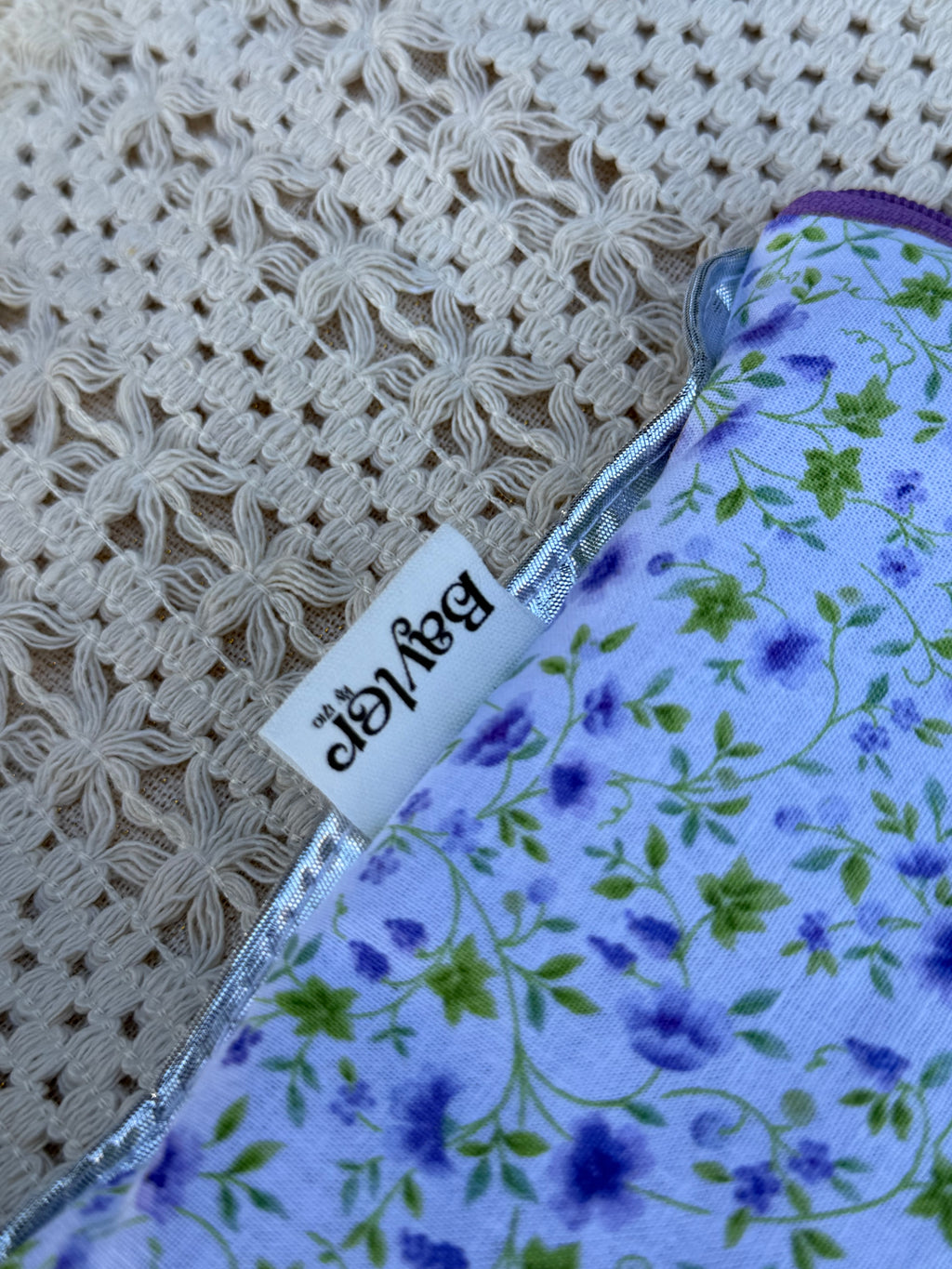 Lavender Shine Small Flat Zip