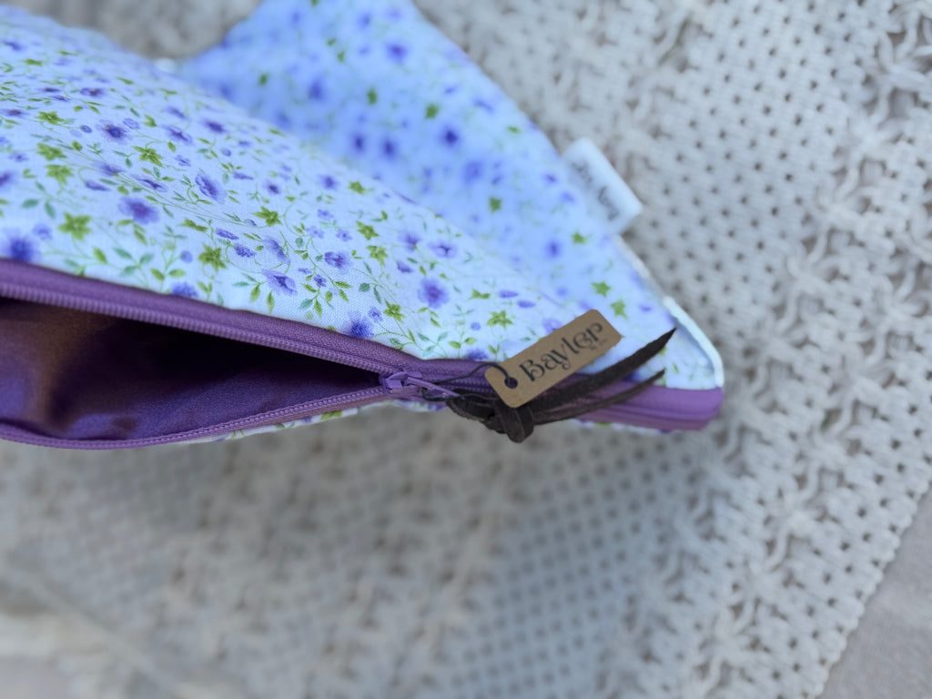 Lavender Shine Small Flat Zip