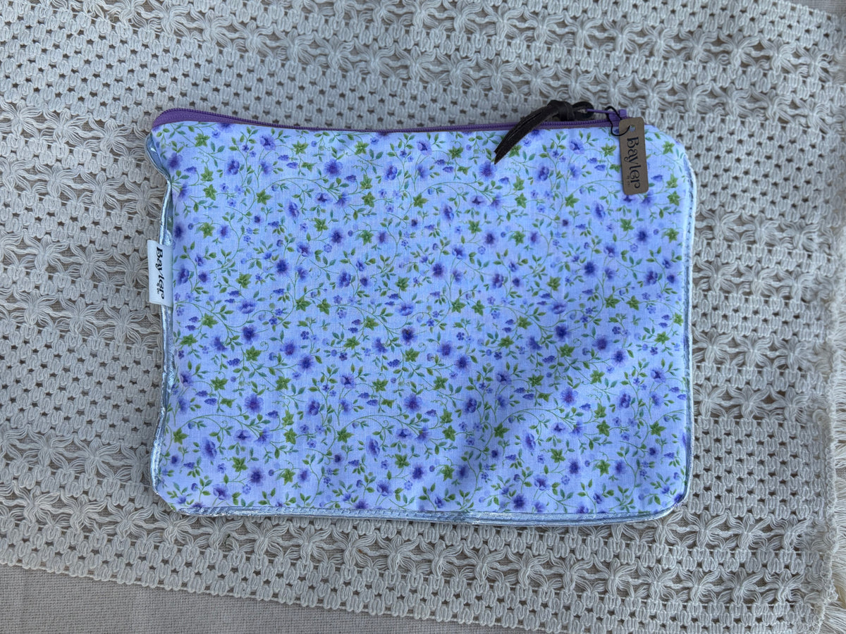 Lavender Shine Small Flat Zip