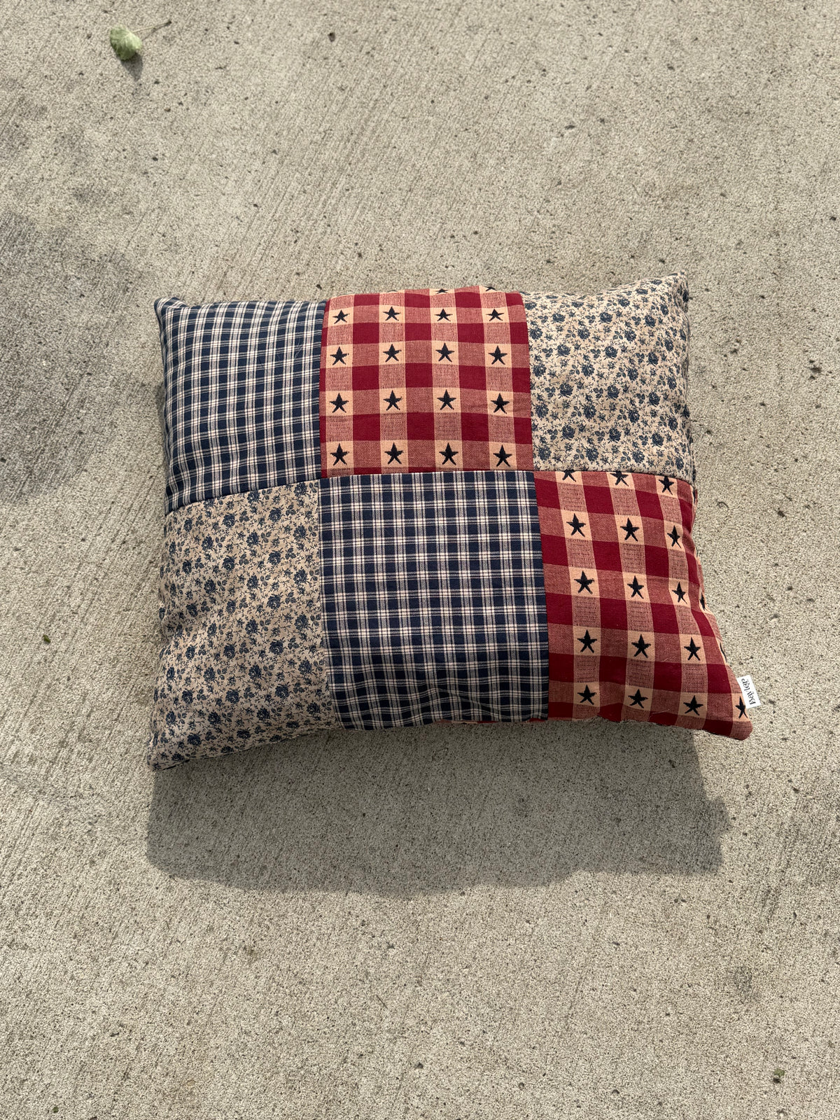 Rustic Star Small Dog Bed