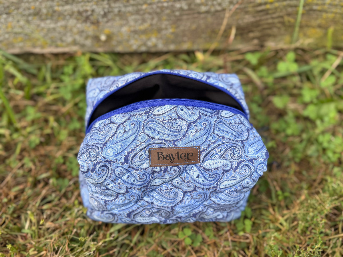 Paisley Puffer Medium Pouch