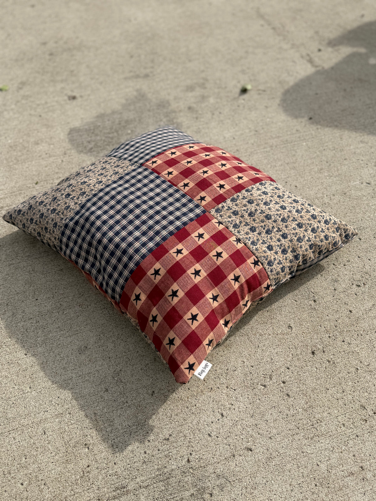 Rustic Star Small Dog Bed