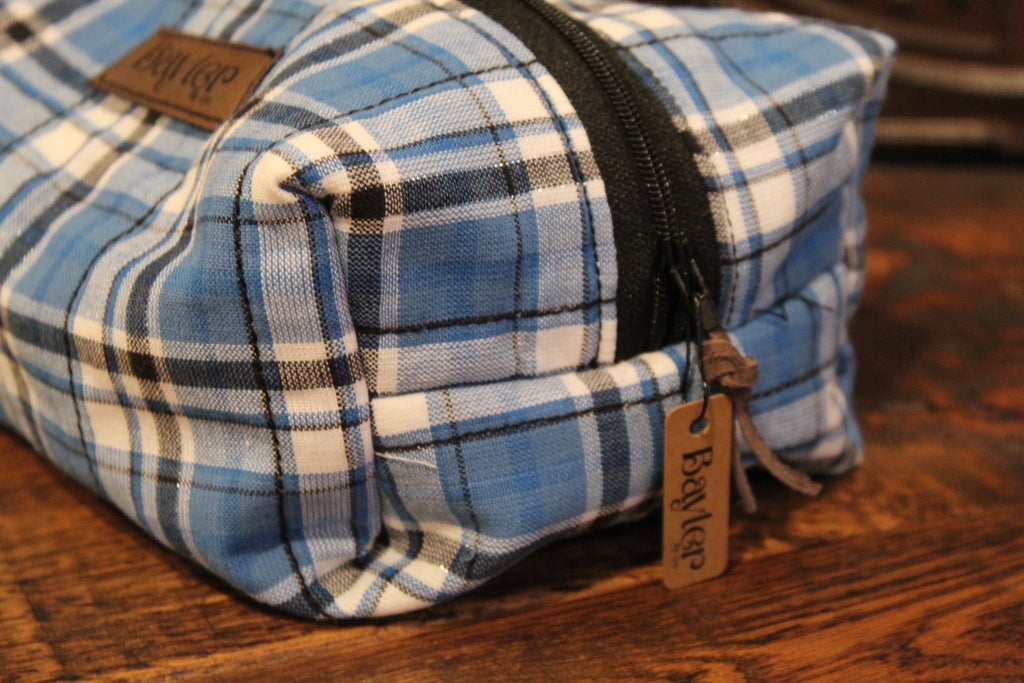 Small Plaid Pouch