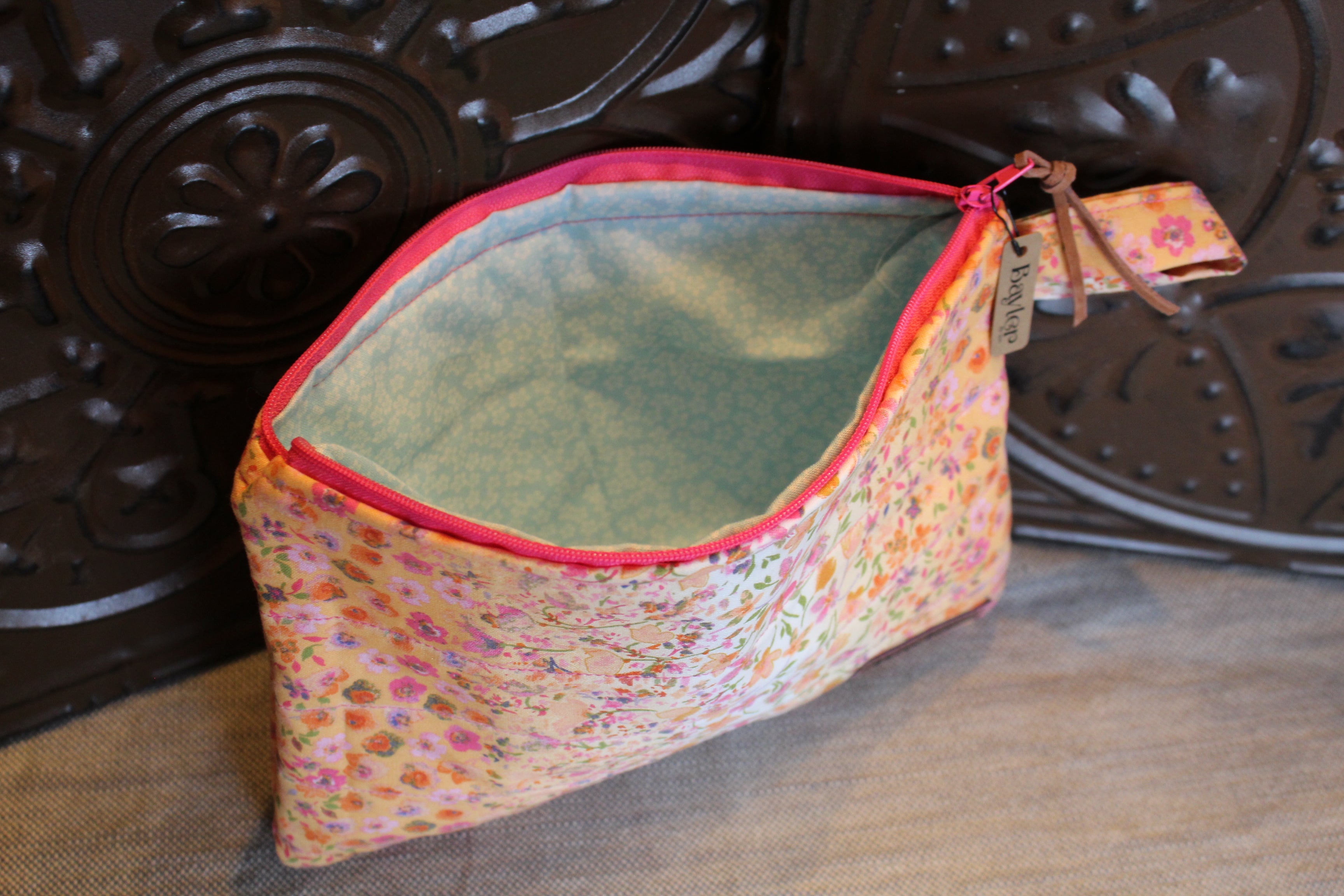 Summer Lilly Flat Zip Bag